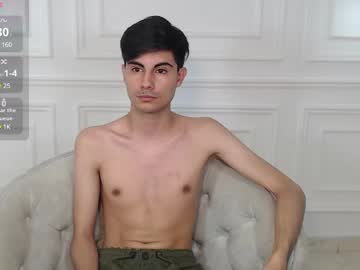 Matthew_Louis Chaturbate stream image from January 14, 2025