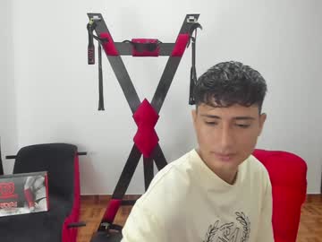Diego_Latinboy Chaturbate stream image from January 14, 2025