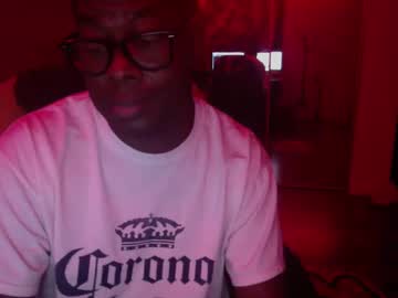 Officialmoneyxxx Chaturbate stream image from January 14, 2025