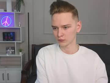 Other_Air Chaturbate stream image from January 14, 2025