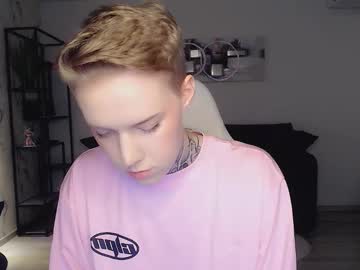 Rony_Strapony Chaturbate stream image from January 14, 2025