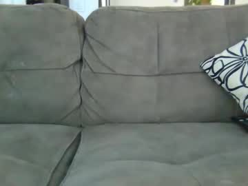 Bigwienners Chaturbate stream image from January 14, 2025