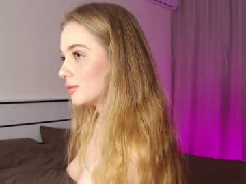 Maria_Kinali Chaturbate stream image from January 14, 2025