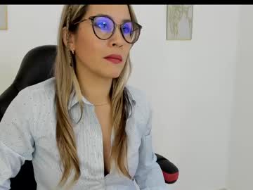 Sugar_Milff Chaturbate stream image from January 14, 2025