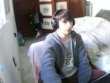 Thebulgueboyy Chaturbate stream image from January 14, 2025
