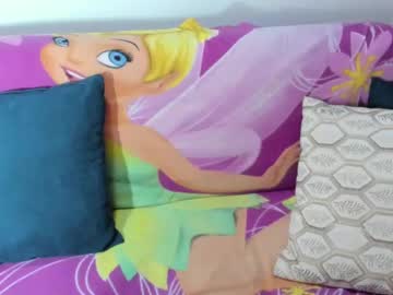 Alexa_Latina Chaturbate stream image from January 14, 2025