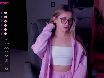 Frannpalmer Chaturbate stream image from January 14, 2025