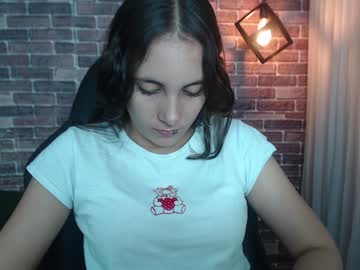 Xlunna Chaturbate stream image from January 14, 2025