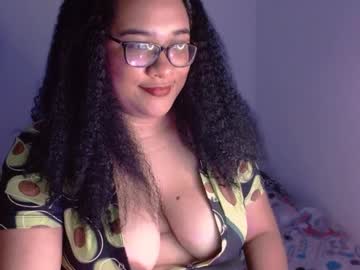Helena_Grant Chaturbate stream image from January 14, 2025