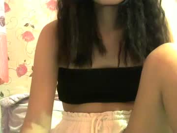 Sweet_Gamella Chaturbate stream image from January 14, 2025