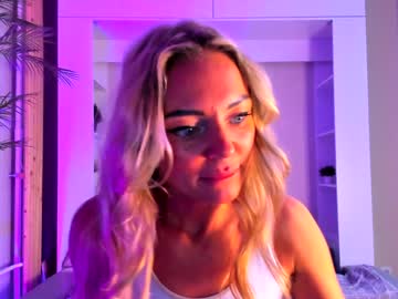 Adriana_Coy_ Chaturbate stream image from January 14, 2025