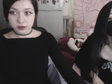Holy420loly Chaturbate stream image from January 14, 2025