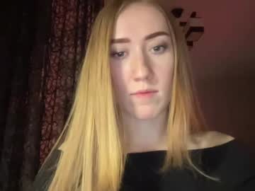 Kitte_Shy Chaturbate stream image from January 14, 2025