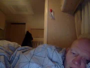Ringie84 Chaturbate stream image from January 14, 2025