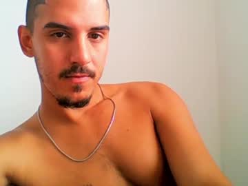 Aelucius Chaturbate stream image from January 14, 2025