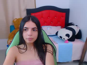 Elenna_Hotx Chaturbate stream image from January 14, 2025