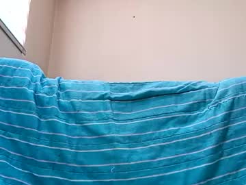 Kmilo84 Chaturbate stream image from January 14, 2025