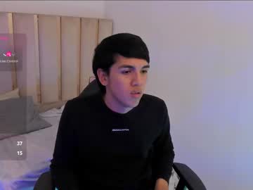 Theo_Tay Chaturbate stream image from January 14, 2025