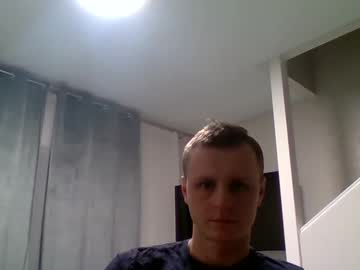 Domuutiss Chaturbate stream image from January 14, 2025