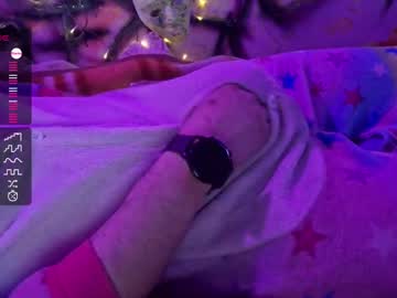 Foxikxxbb Chaturbate stream image from January 14, 2025
