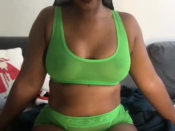 Poleheathen Chaturbate stream image from January 14, 2025