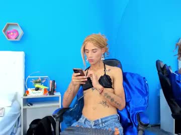 Fox_Sara0 Chaturbate stream image from January 14, 2025