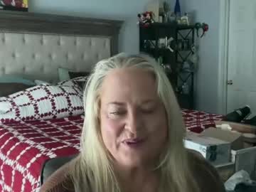 Helloimhunny Chaturbate stream image from January 14, 2025