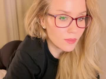 Myassistant Chaturbate stream image from January 14, 2025