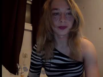 Tavishmartavish Chaturbate stream image from January 14, 2025