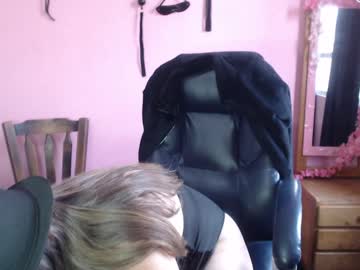 Kristensweet_777 Chaturbate stream image from January 14, 2025