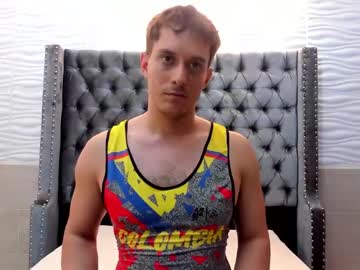 Shinny_Flakes Chaturbate stream image from January 14, 2025