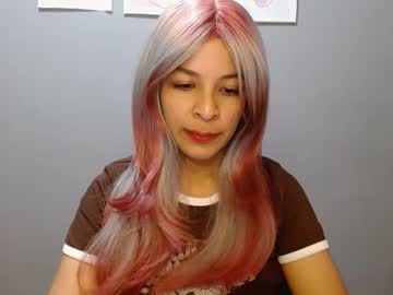 Angelmei Chaturbate stream image from January 14, 2025