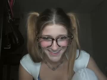 Itsalexlove Chaturbate stream image from January 14, 2025