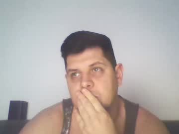 Famousboy1 Chaturbate stream image from January 15, 2025