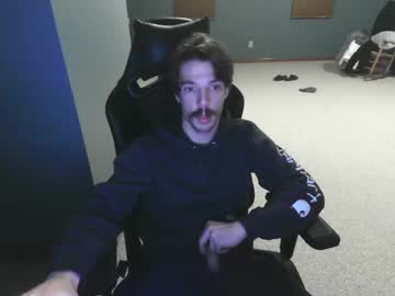 Tylera10110 Chaturbate stream image from January 15, 2025