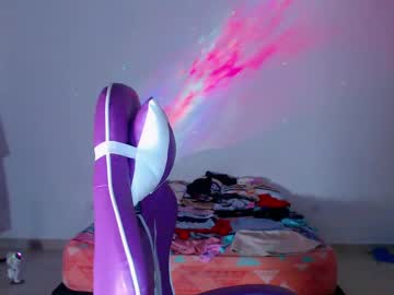Anabellabonariva Chaturbate stream image from January 15, 2025