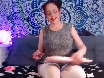 Catalinamommyx Chaturbate stream image from January 15, 2025