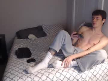 Ealexk Chaturbate stream image from January 15, 2025
