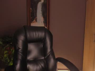Eilynxx Chaturbate stream image from January 15, 2025