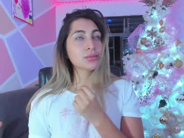 Maiaconnor Chaturbate stream image from January 15, 2025
