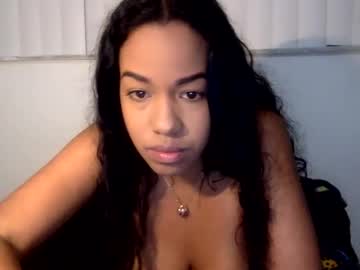 Meowmel15 Chaturbate stream image from January 15, 2025