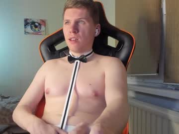 Pirremeow Chaturbate stream image from January 15, 2025