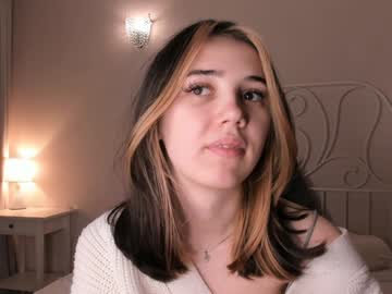 Rexannebulson Chaturbate stream image from January 15, 2025