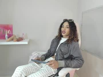 Marfilastrom Chaturbate stream image from January 15, 2025