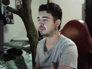 Artorias_4 Chaturbate stream image from January 15, 2025