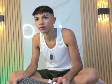 Im_Sebaslopez Chaturbate stream image from January 15, 2025
