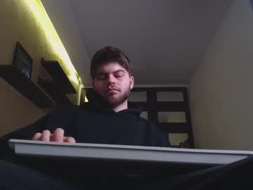 Tomellisx Chaturbate stream image from January 15, 2025