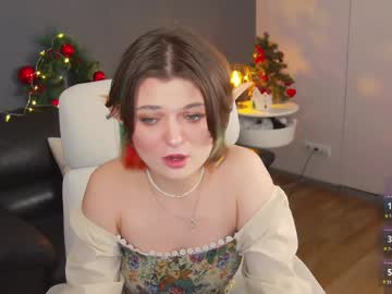 Greenelfapril Chaturbate stream image from January 15, 2025