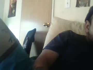 Chipkickins Chaturbate stream image from January 15, 2025