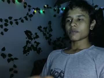 Davidprinxxe Chaturbate stream image from January 15, 2025